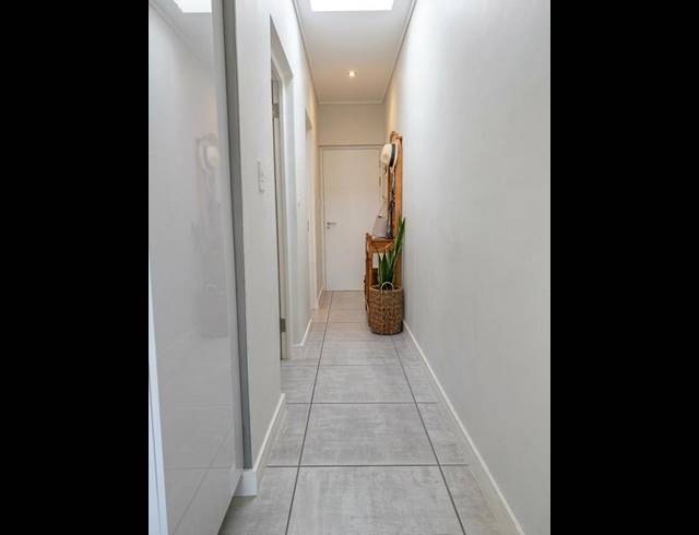 1 BEDROOM PROPERTY TO RENT IN PAARDEVLEI